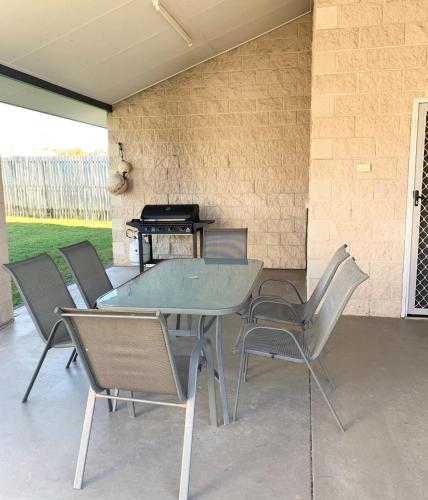 11 Anchovy Street Tin Can Bay Summer Haven Coastal Retreat - Accommodation Mount Tamborine 3