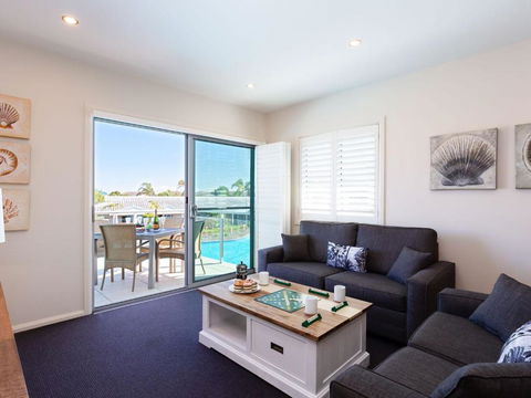 Oaks Pacific Blue 278 265 Sandy Point Road - Accommodation Mount Tamborine 4