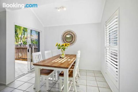 Seychelles - Accommodation Mount Tamborine 3