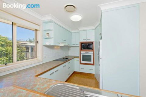 SEASCAPE An Enticing Lakeside Escape - Accommodation Mount Tamborine 0