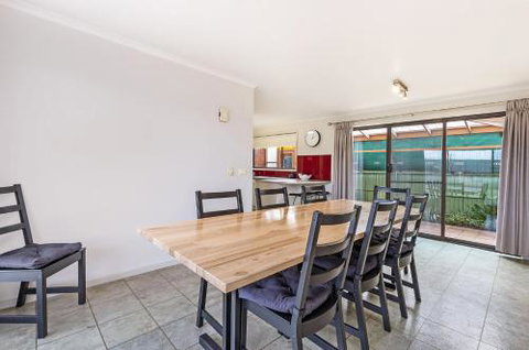 Fauxs Den - Accommodation Mount Tamborine 4