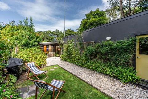 SUNSET BEACH SHACK On SURF - Accommodation Mount Tamborine 4