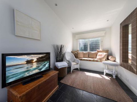 THE BEACH HOUSE Gerroa 4pm Check Out Sundays - Accommodation Mount Tamborine 2