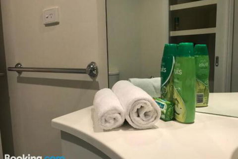 Townsville Strand Lighthouse Apartment 3 - Accommodation Mount Tamborine 2