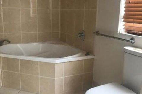 Townsville Strand Lighthouse Apartment 3 - Accommodation Mount Tamborine 5