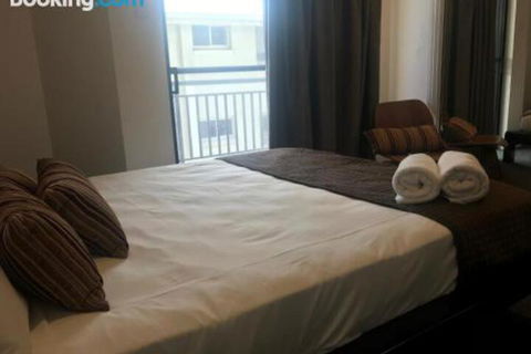 Townsville Strand Lighthouse Apartment 3 - Accommodation Mount Tamborine 3