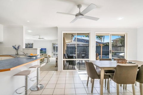 Lazy Days In Lennox - Accommodation Mount Tamborine 4