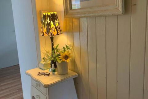 Hilltop Gallery - Accommodation Mount Tamborine 1