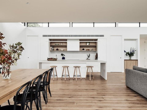 Fairway Views - Accommodation Mount Tamborine 1