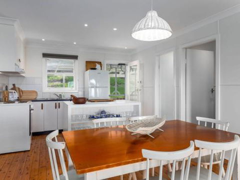 SEAWAYS Gerroa 4pm Check Out On Sunday - Accommodation Mount Tamborine 6