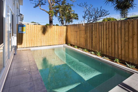 11 Ann Street Coolum Beach - Accommodation Mount Tamborine 3