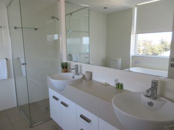 Eden - Accommodation Mount Tamborine 3