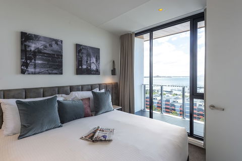 R Hotel Geelong - Accommodation Mount Tamborine 3