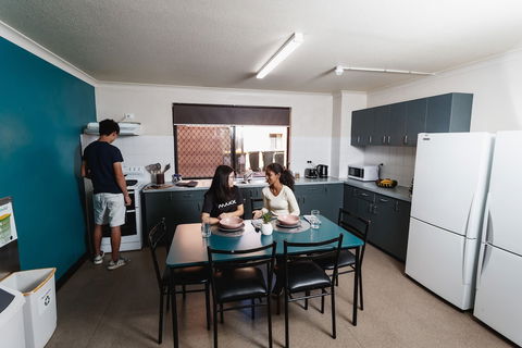 Guild House - Accommodation Mount Tamborine 5