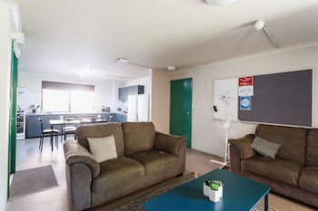 Guild House - Accommodation Mount Tamborine 6