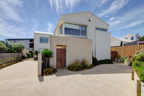 Villa Moyne - Accommodation Mount Tamborine 0