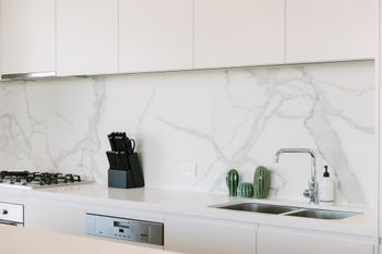 Super Spacious City View Apartments - Accommodation Mount Tamborine 5