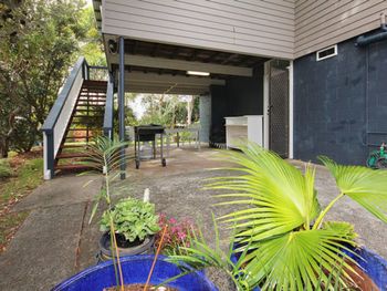 The Boat House - Accommodation Mount Tamborine 4