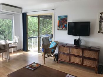 The Boat House - Accommodation Mount Tamborine 2