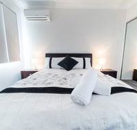 1 Bedroom Gold Coast Beachside Apt w AC  Parking - Accommodation Mount Tamborine