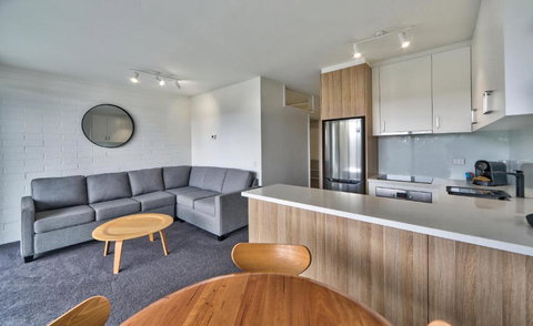 Snow Ski Apartments 23 - Accommodation Mount Tamborine 1