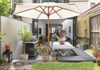 Stunning Executive Home In Glebe - Accommodation Mount Tamborine 2