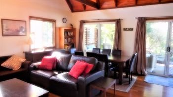 Kookaburra Cottage At Hat Head - Accommodation Mount Tamborine 2