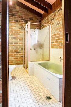 Crescent Head Resort & Conference Centre - Accommodation Mount Tamborine 3