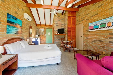 Crescent Head Resort & Conference Centre - Accommodation Mount Tamborine 4