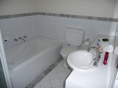 Absolute Luxury In The East End Of Adelaide Apartment - Accommodation Mount Tamborine 3