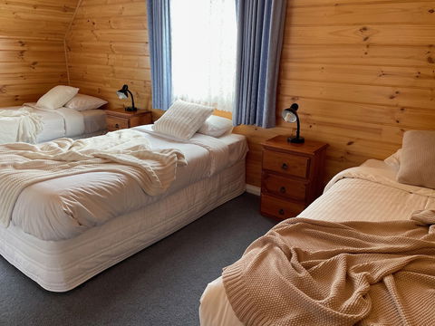 Dunes - Elegant Beach Villa With Huge Swim Spa - Accommodation Mount Tamborine 5