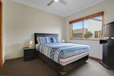 Apartments On Church - Unit 7 - Accommodation Mount Tamborine 3