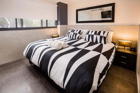 Nautilos On The Harbour - Accommodation Mount Tamborine 7