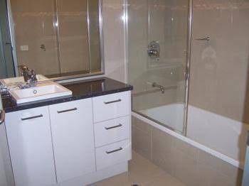 Harbour Views - Accommodation Mount Tamborine 4