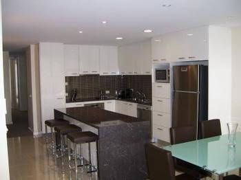 Harbour Views - Accommodation Mount Tamborine 3