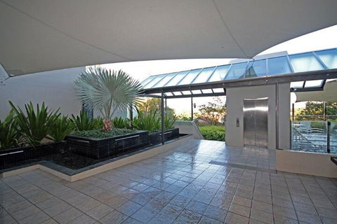 No 1 In Hastings Street - Accommodation Mount Tamborine 2