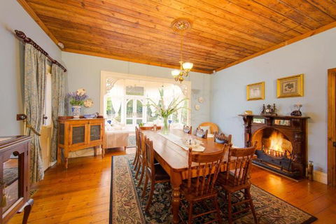 Barnsley House Bed & Breakfast - Accommodation Mount Tamborine 6