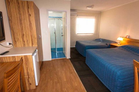 Bay Executive Motel - Accommodation Mount Tamborine 5