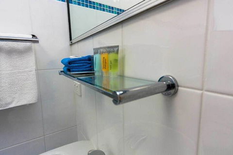Bay Executive Motel - Accommodation Mount Tamborine 1