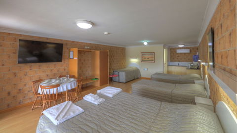 The Golfers Inn - Accommodation Mount Tamborine 6