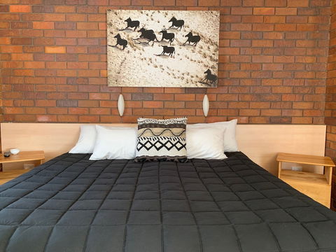 Peter Allen Motor Inn - Accommodation Mount Tamborine 4
