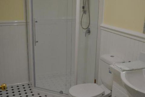 Roslyn House B & B - Accommodation Mount Tamborine 0