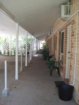 Beenleigh Village Motel - Accommodation Mount Tamborine 2