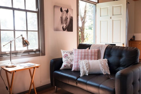 Clonmara Country House & Cottages - Accommodation Mount Tamborine 6