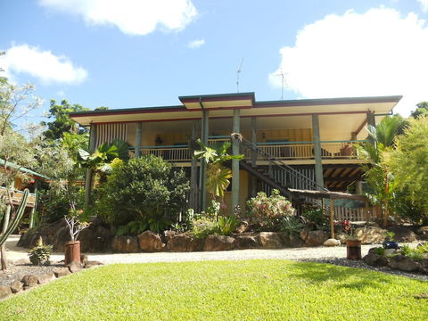 Licuala Lodge - Accommodation Mount Tamborine 2