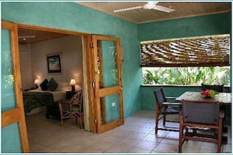 Mission Beach Shores - Accommodation Mount Tamborine 7