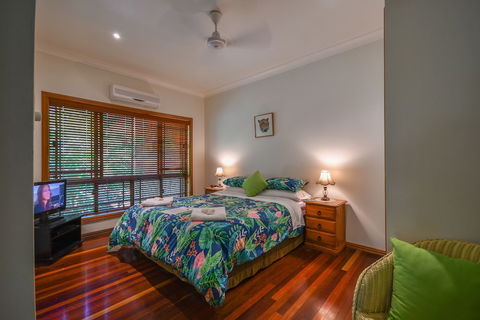 Hibiscus Lodge Bed & Breakfast - Accommodation Mount Tamborine 5