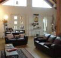 Outlook Hill Pavilion suites  Spa Cottages - Accommodation Mount Tamborine