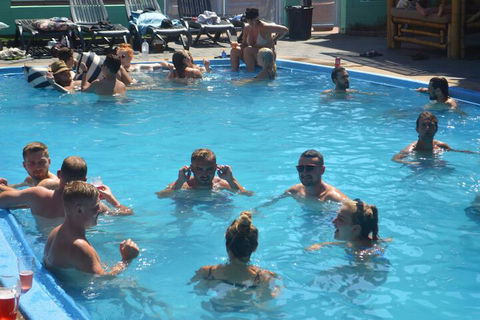 Youth Shack Backpackers - Hostel - Accommodation Mount Tamborine 2