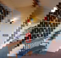 McNevin's Warwick Motel - Accommodation Mount Tamborine